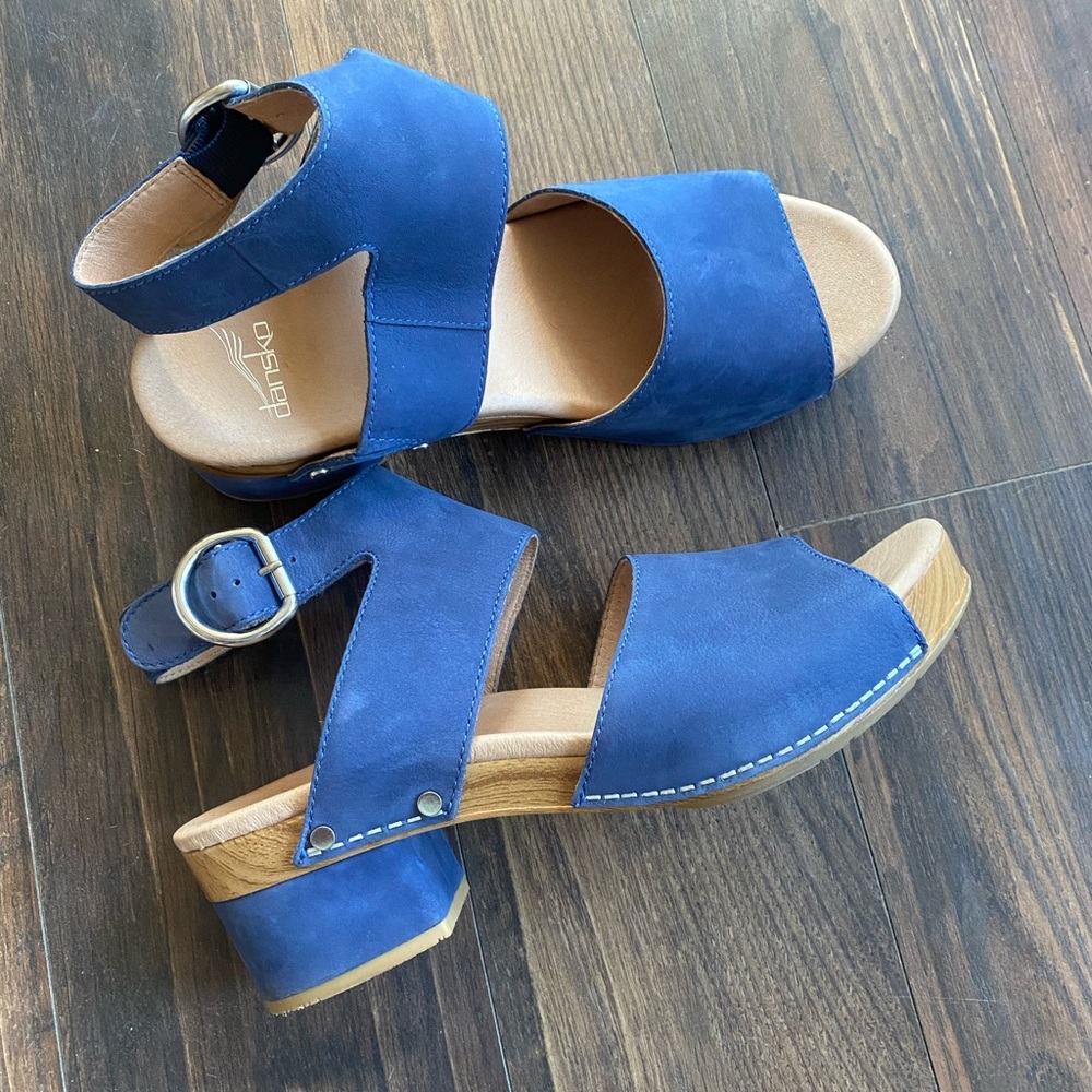 Dansko Navy Blue Suede Platform Sandals - Picture 5 of 7
